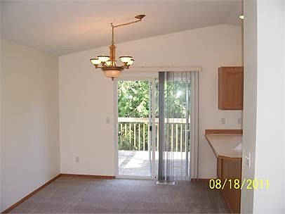 4th image of 14117 84th St NE