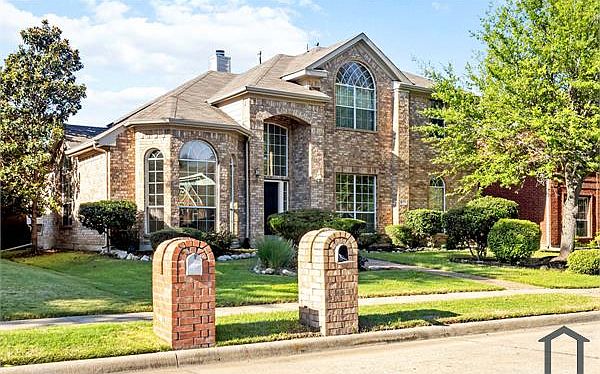1st image of 9679 Briardale Dr