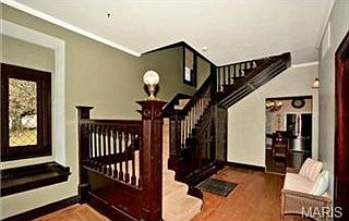 3rd image of 15 Lookout Ave