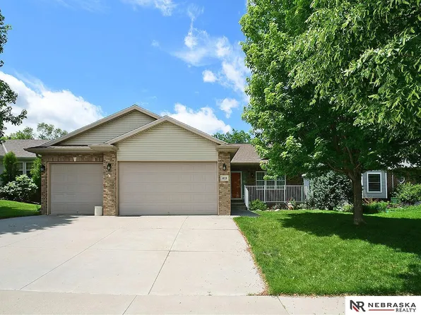 1853 SW 38th St, Lincoln, NE 68522