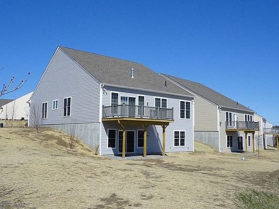 3rd image of 35 Blair Hts