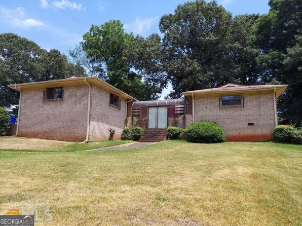 4710 Riverwood Cir, Decatur, GA 30035