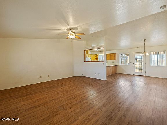 5th image of 8725 E Spurr Ln