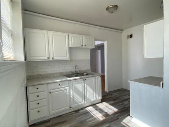 4th image of 7922 S Kingston Ave