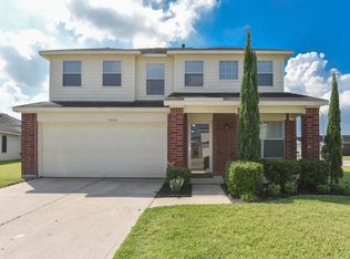 5202 Sage Cir, Baytown, TX 77521