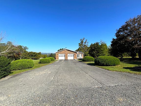3rd image of 2088 Borderline Rd