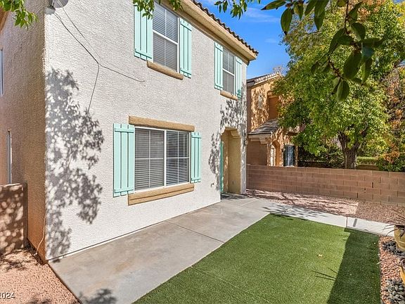 2nd image of 10005 La Paca Ave