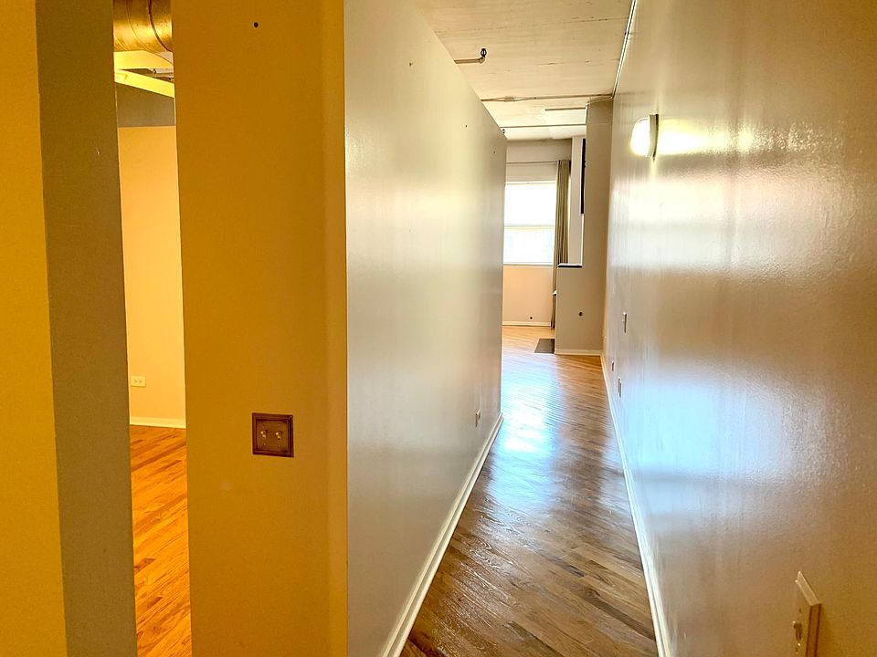 Gallery Foyer!