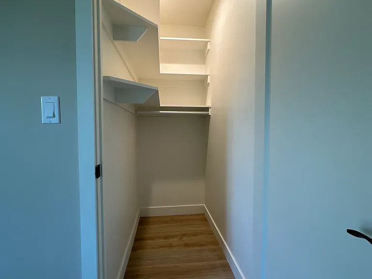 3421 Whiteside St — Photo 11