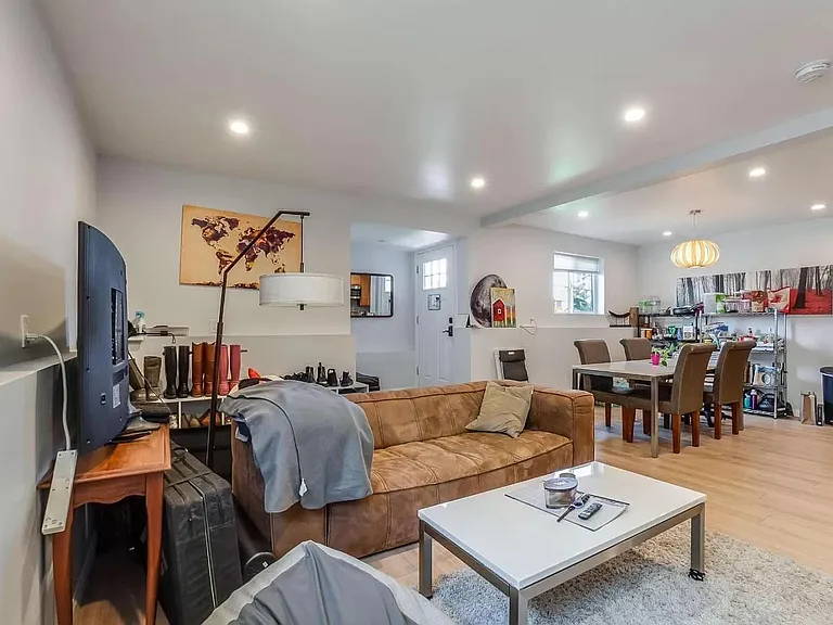 5414 Market St #A — Photo 4