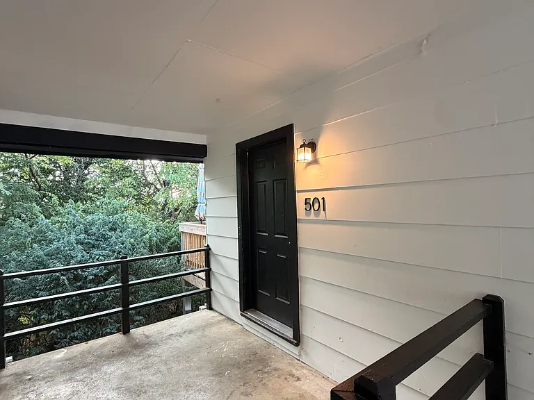 501 W Spruce St #501 — Photo 9