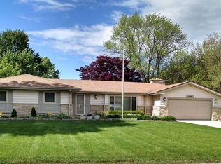 1508 Willow Rd, Schaumburg, IL 60173