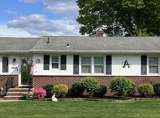 33 Charles St, Clark, NJ 07066