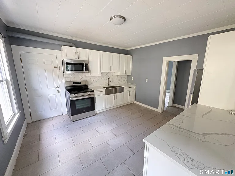 120 Wilcox Ave #2 — Photo 8