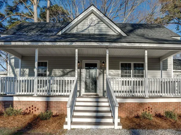 504 W Nash Street, Spring Hope, NC 27882