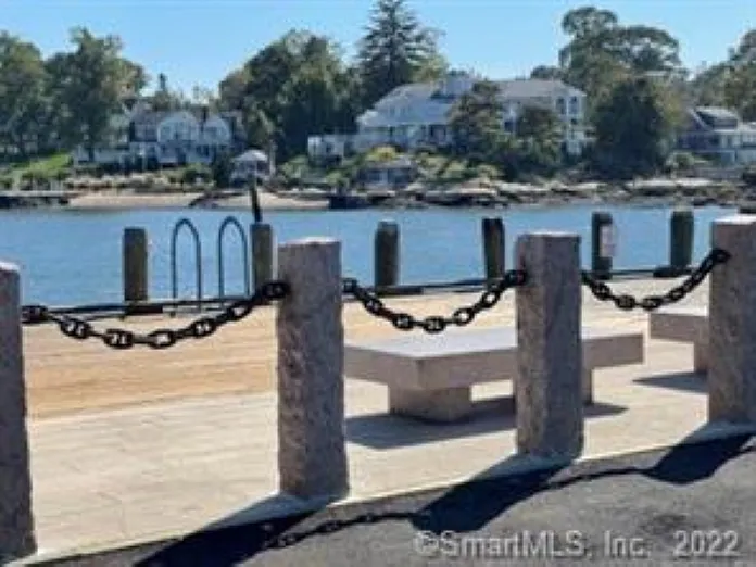 Parker Pl, Branford — Photo 2