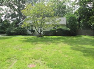 484 Miller Place Rd, Miller Place, NY 11764