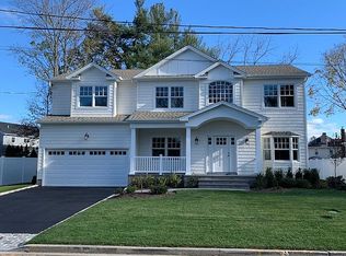 31 Anita Ave, Syosset, NY 11791