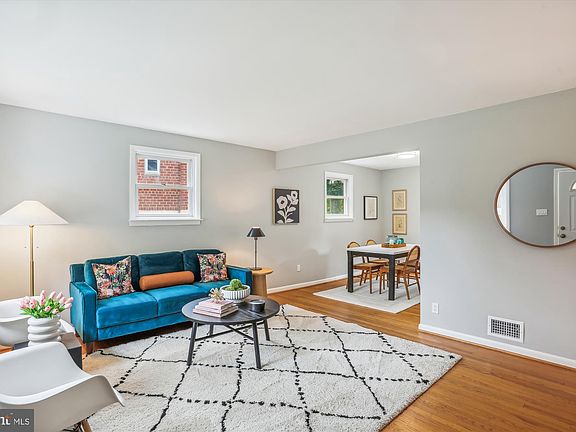 4th image of 11811 Ashley Dr