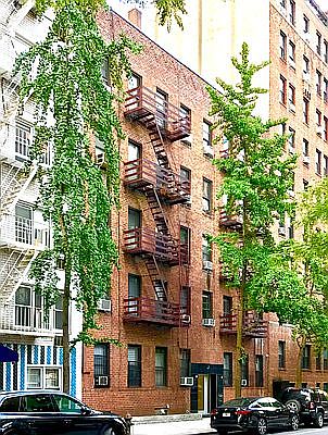 5th image of 315 E 54th St APT 4C
