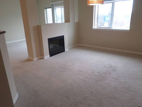 4th image of 2222 152nd Ave NE APT 406