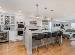 328 W 3rd St #2, Boston, MA 02127