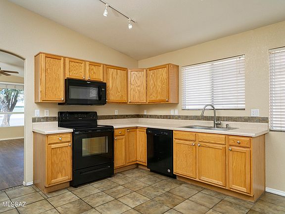 5th image of 8276 N Camino De La Viola