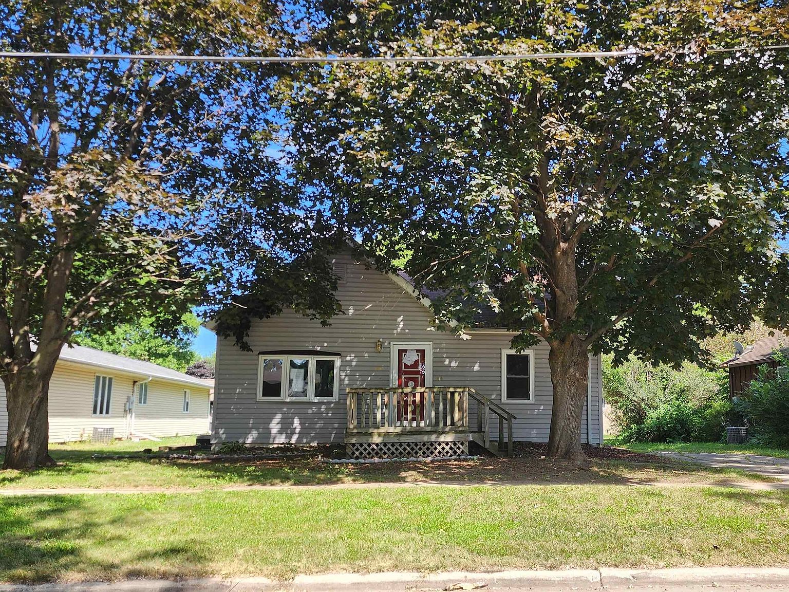 414 N Roan St, Algona, IA 50511 Zillow