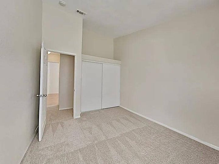 1st image of 24340 Fir Ave