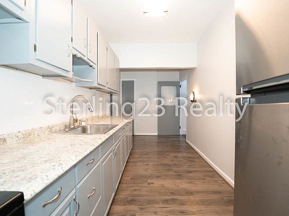3rd image of 23-70 Crescent St #C