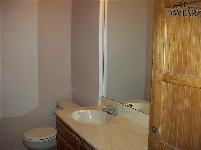 4919 Cypress Ave — Photo 4
