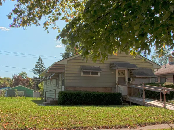 7213 W Herbert Ave, Milwaukee, WI 53218