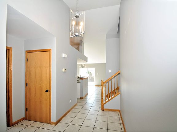 3rd image of 6712 Desert Dr