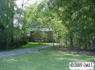985 La Forest Ln, Concord, NC 28027