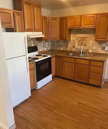 2nd image of 8365 Stevenson St #7