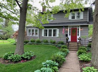 1538 Sheridan Rd, Highland Park, IL 60035