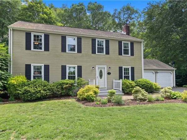 3 Decatur Drive, East Lyme, CT 06333