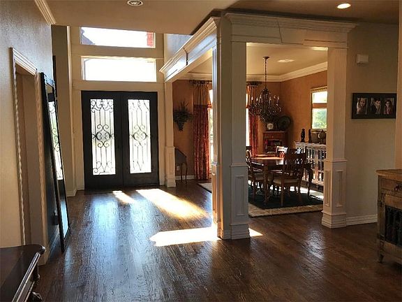 3rd image of 2304 Mulberry Ct