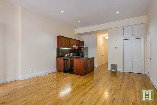 Rented by Halstead Real Estate | media 17