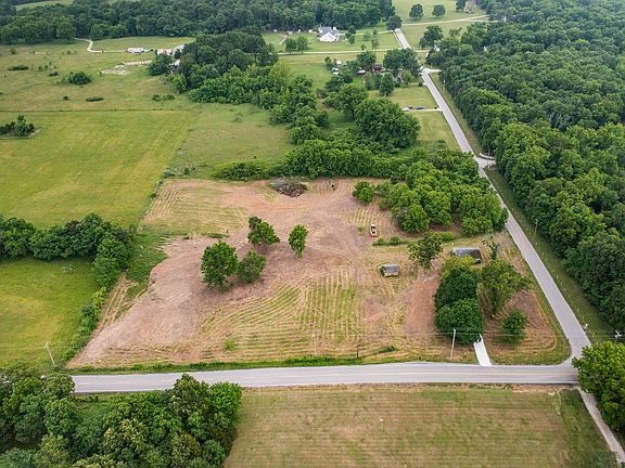 3rd image of 4668 W Farm Road 6
