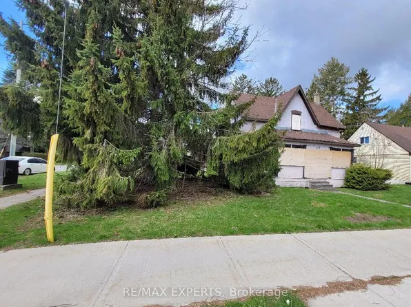 339 Gill St, Orillia, ON L3V 4K3
