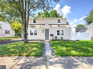 636 Osborne Ave, Morrisville, PA 19067