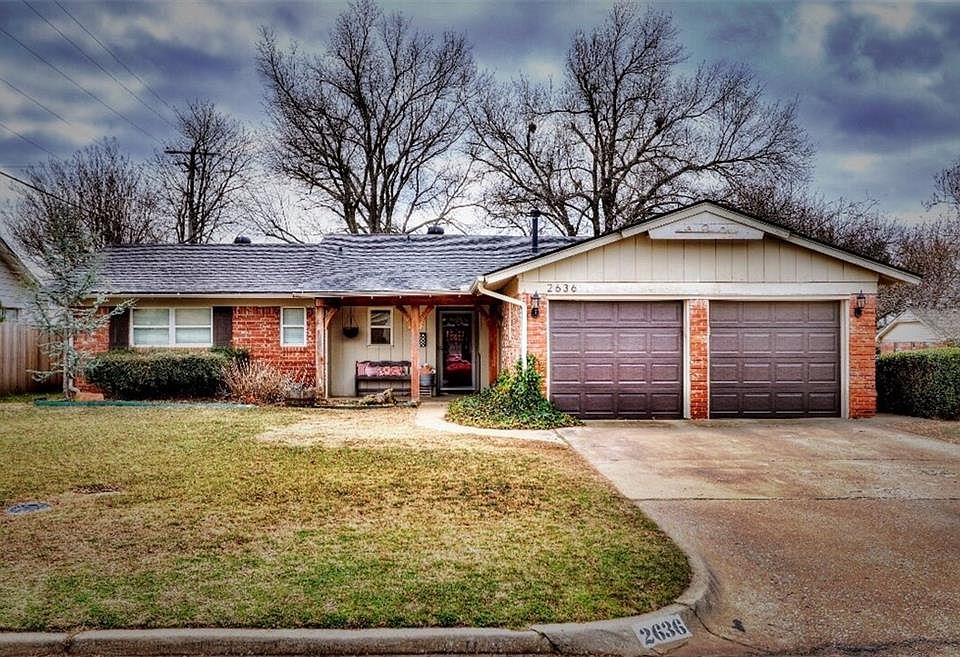 1st image of 2636 Carlton Way