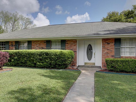 4th image of 208 Spencer Dr