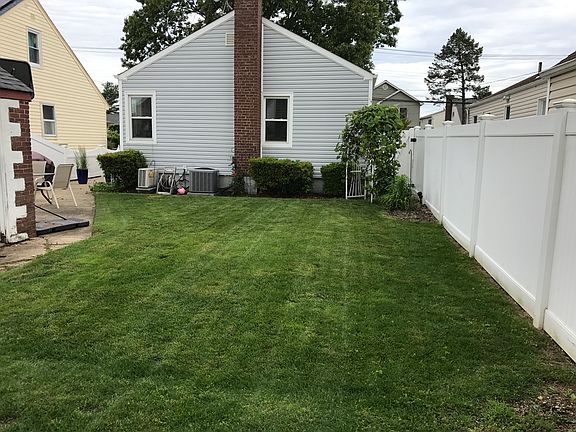 2nd image of 50 Morningside Dr