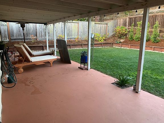 3rd image of 530 Eldridge Ave