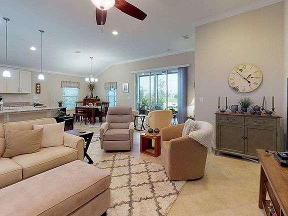 2nd image of 111 N Coopers Hawk Way