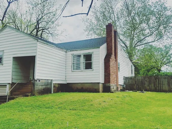 1225 Old Jackson Rd, Farmington, MO 63640