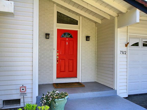 Covered Front Porch