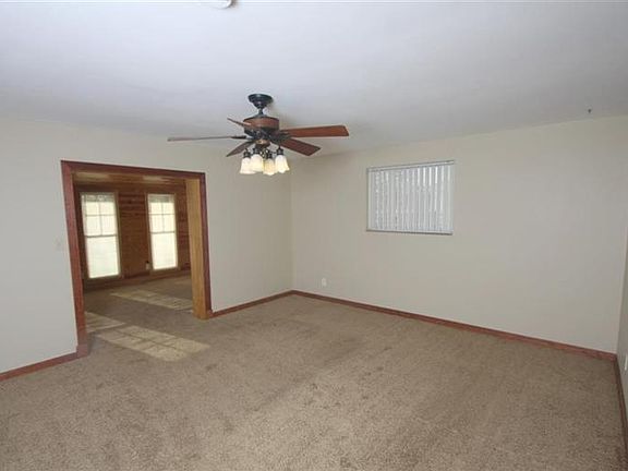 5th image of 3499 Moonridge Dr